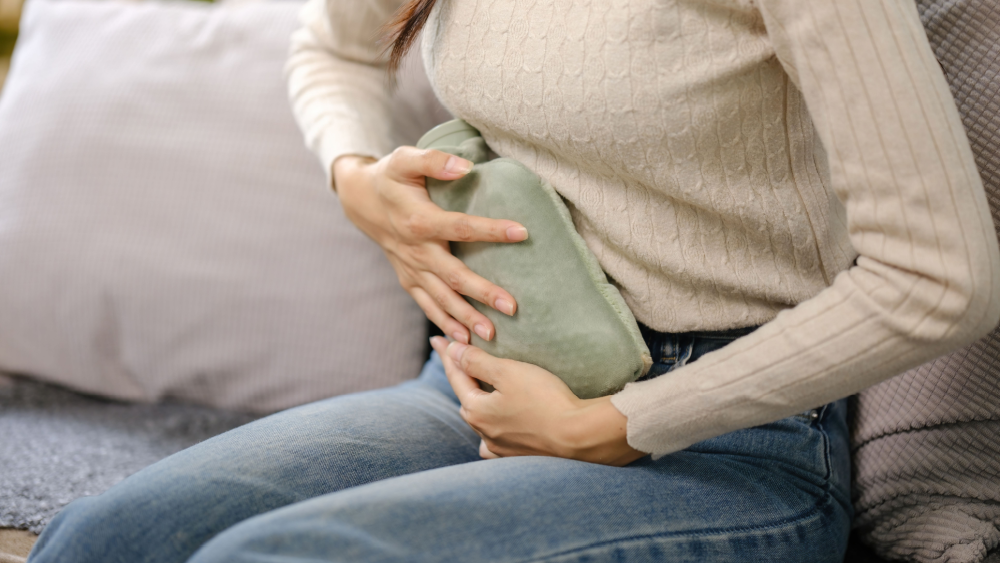 青少年嚴重經痛恐是「子宮內膜異位症」警訊! 醫揭對生育影響:恐使流產、早產風險提高