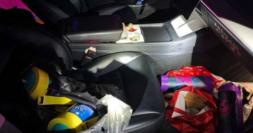 男子吸食笑氣嗨過頭　警到場揭離譜真相：他報警抓自己