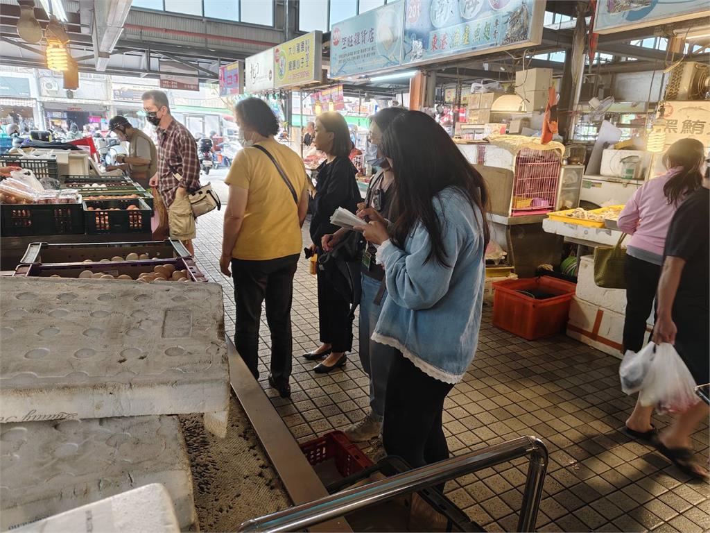 春捲爆食安問題 雄檢會同衛生局到場調查