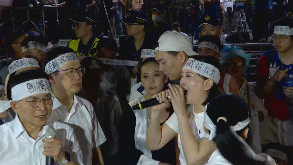快新聞/模擬國民黨喊司法不公心境 謝志偉諷怎麼可以查:大家都知道我們連署假的