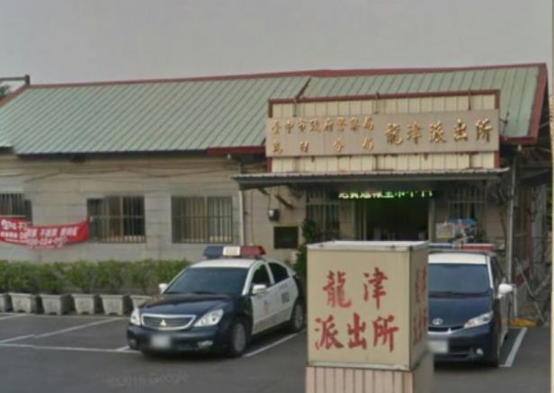 快新聞／<em>台中</em>警盤查可疑車輛慘遭飛車拖行　警開5槍逮2嫌