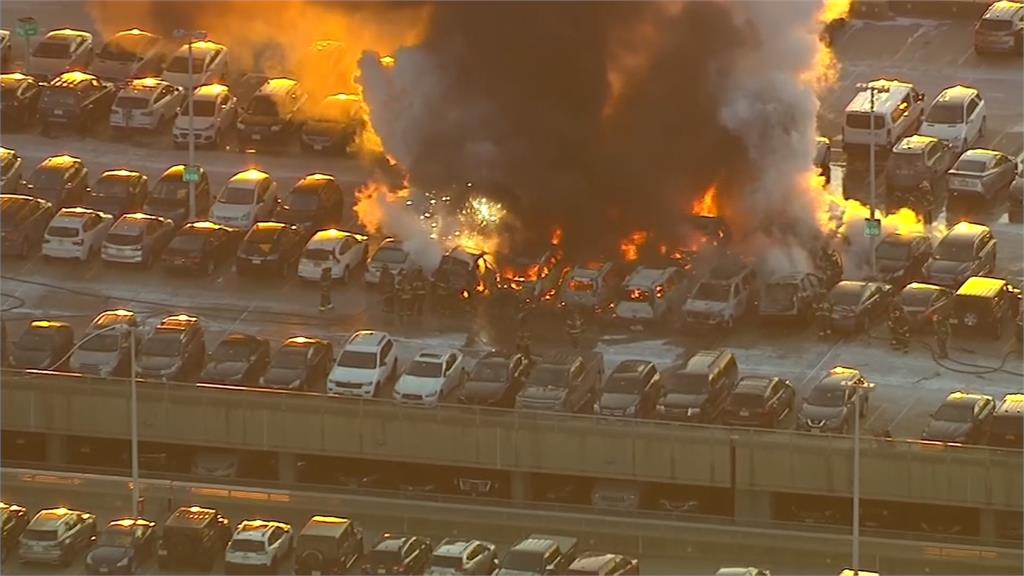 紐華克機場停車場火警 17輛車燒成廢鐵