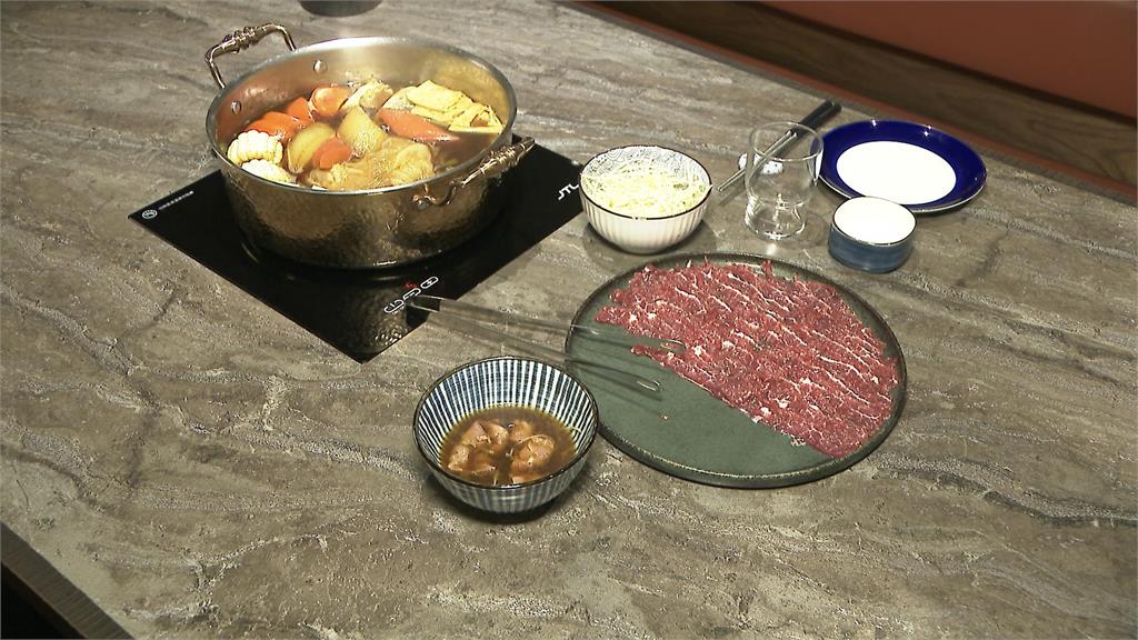 大直溫體牛火鍋爆食物中毒？　業者公開配送車流程