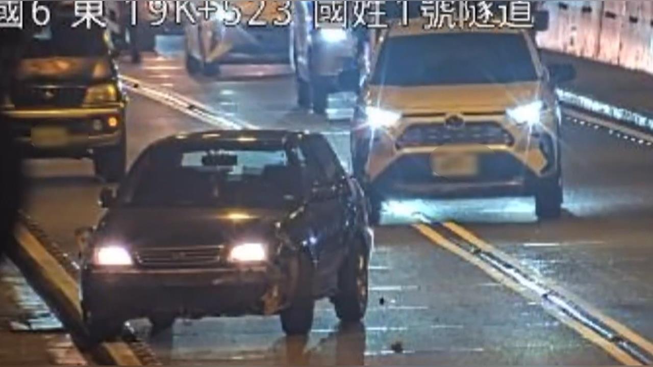 國6隧道連環撞駕駛疑為閃避拋錨車　連撞2休旅車　幸無人傷亡