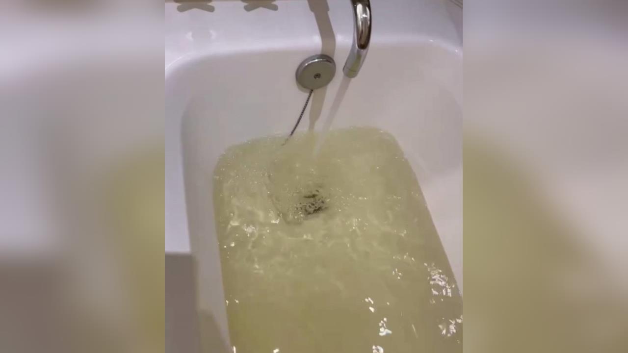 快新聞/超噁!五星級飯店水龍頭竟流黃水 飯店:住宿期間房費全免