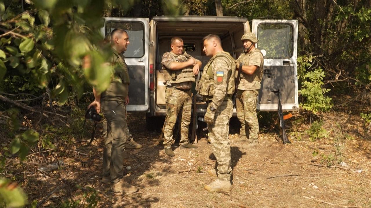氣球當標靶！　烏克蘭軍隊訓練用槍擊落無人機