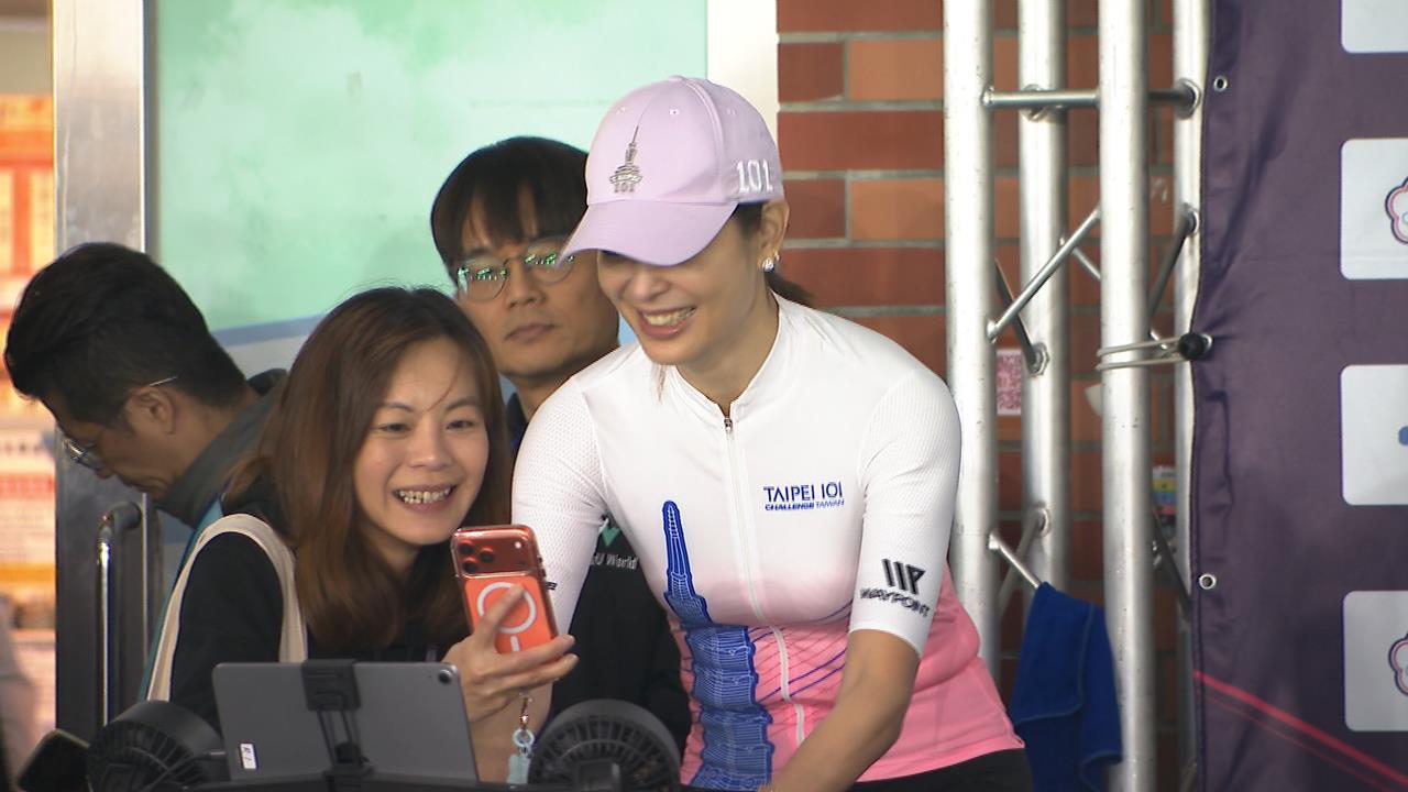 台灣首場虛擬三鐵賽熱鬧登場 蔣萬安、賈永婕同場較勁親自體驗