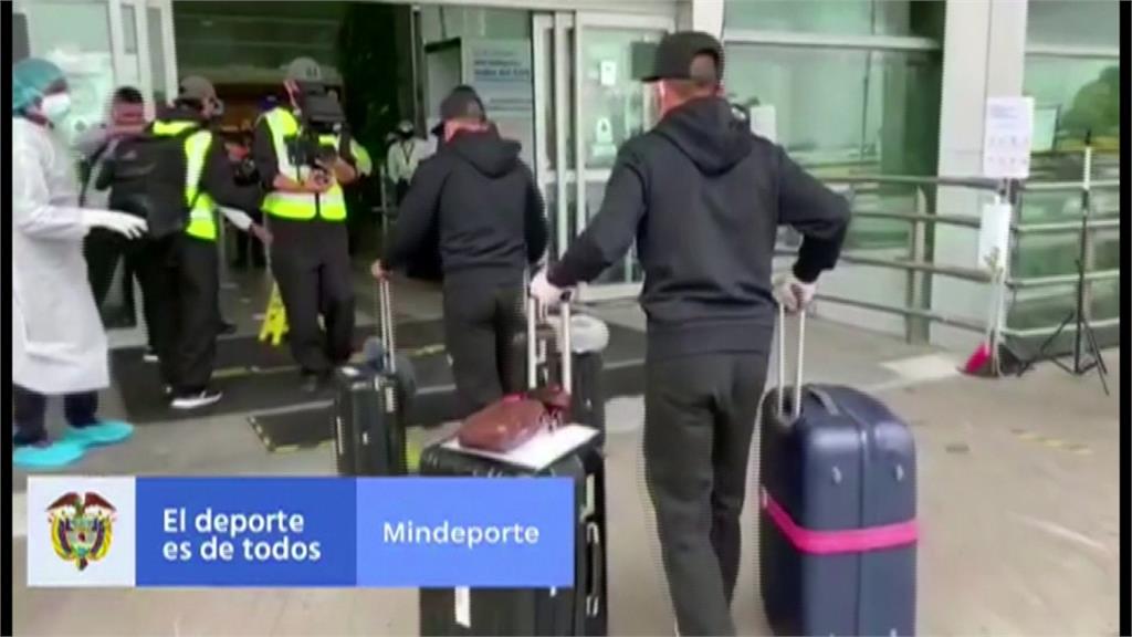 包機送上百國手赴歐洲重啟訓練！哥倫比亞總統親送機