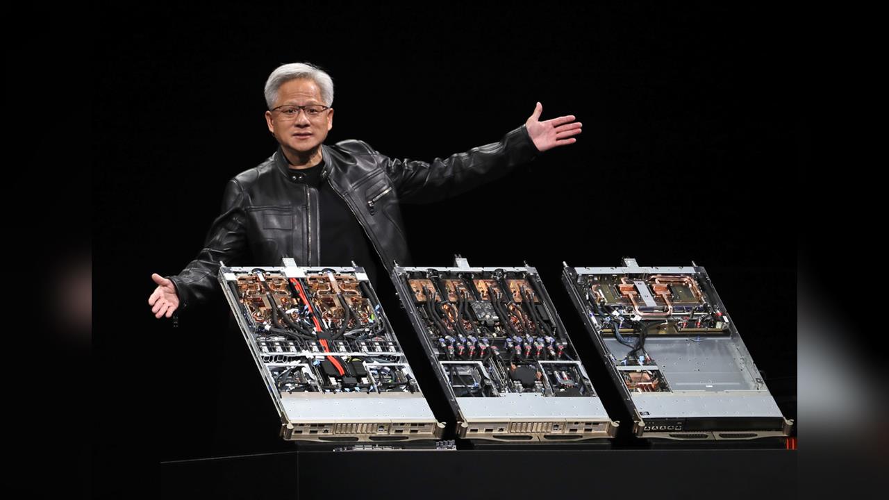 快新聞/黃仁勳將出席南韓APEC企業領袖峰會 預料和三星、SK海力士高層會面