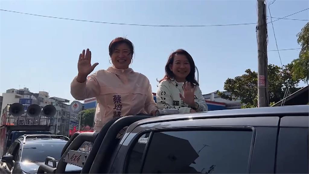 南投立委補選藍天變綠地　蔡培慧重返國會展開車掃謝票