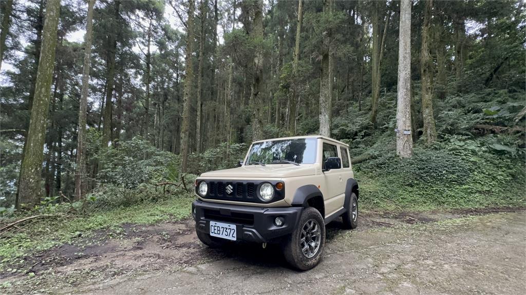 硬派強悍又可愛迷人 Suzuki Jimny小改款配備升級 維持84.9萬