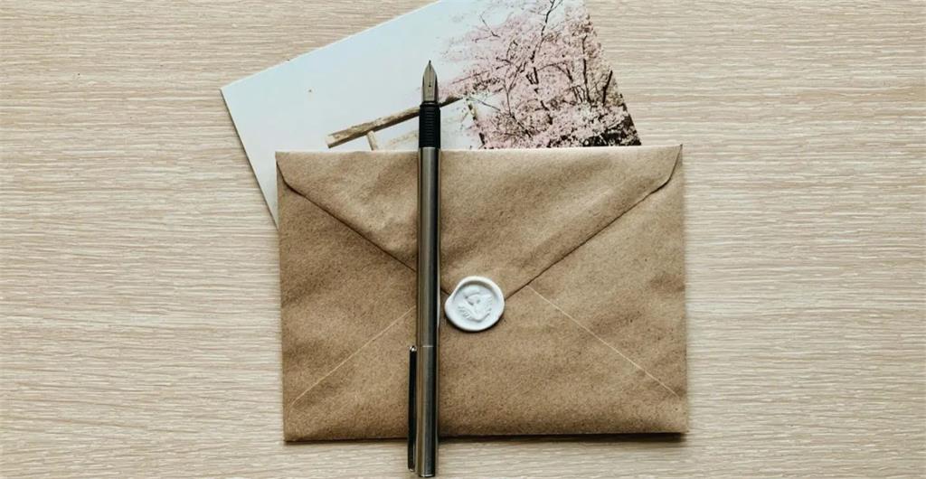 「越是痛苦的時候，越要笑臉以對」《山茶花情書》：再次喚醒「書寫」為生活帶來的美好