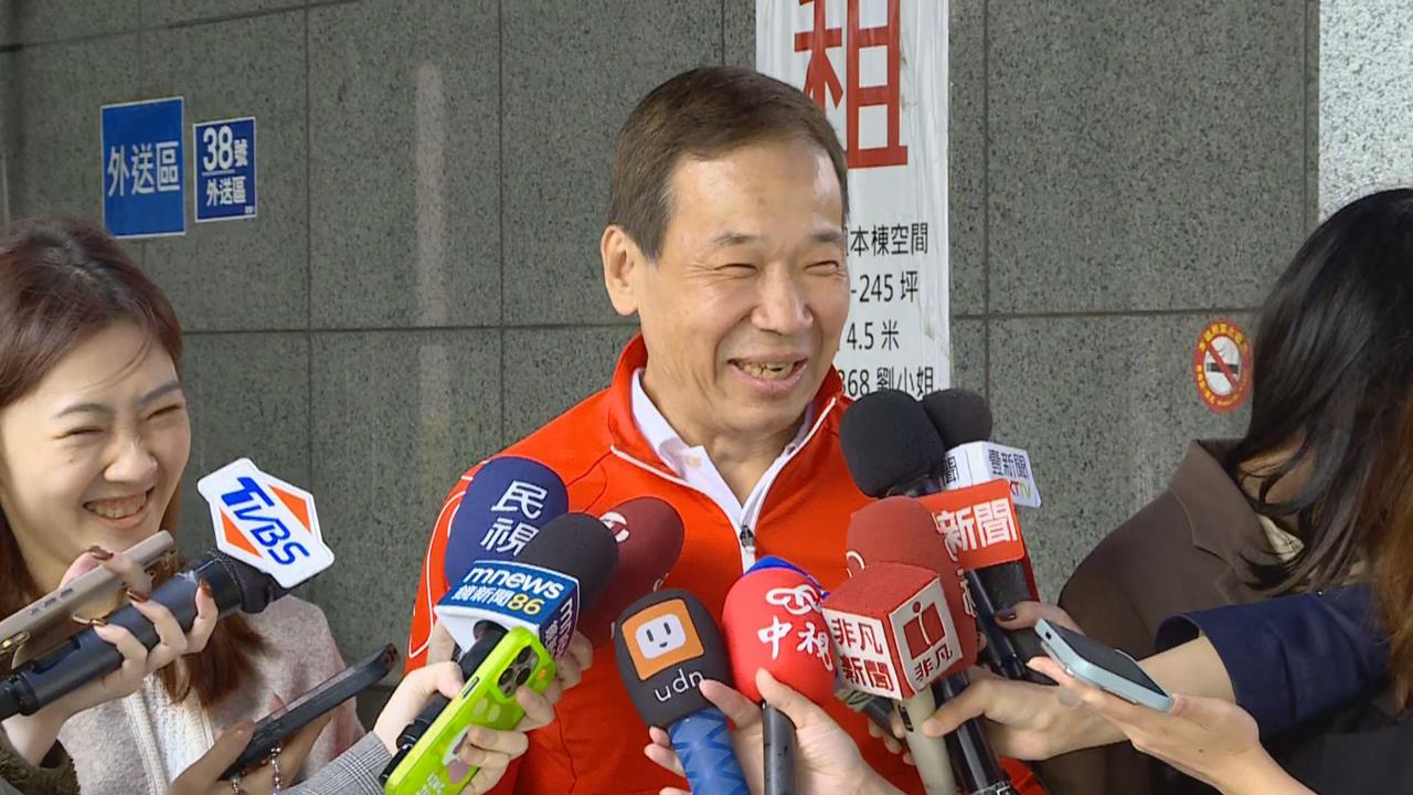 快新聞／被李貞秀怒噴「是狗」！鍾小平急向戴錫欽求救：快帶我植晶片