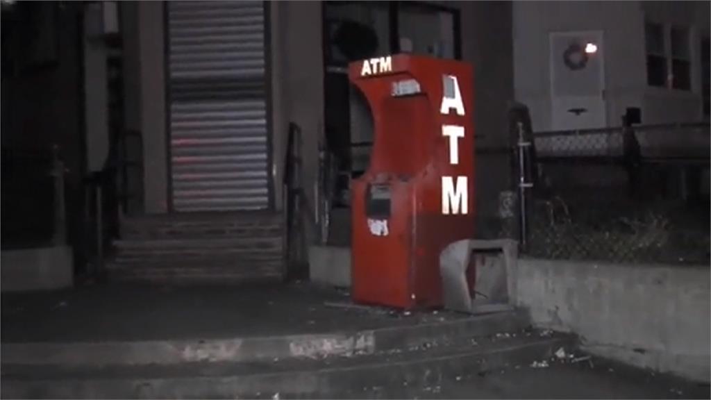 竊賊炸掉ATM奪走現金 費城約50台機器遭破壞