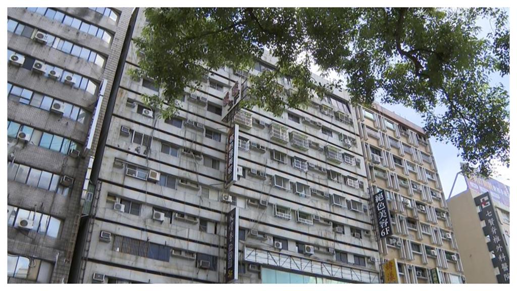 高雄「色誘大樓」垂直排毒任君選　老司機會心一笑喊：男人的天堂！