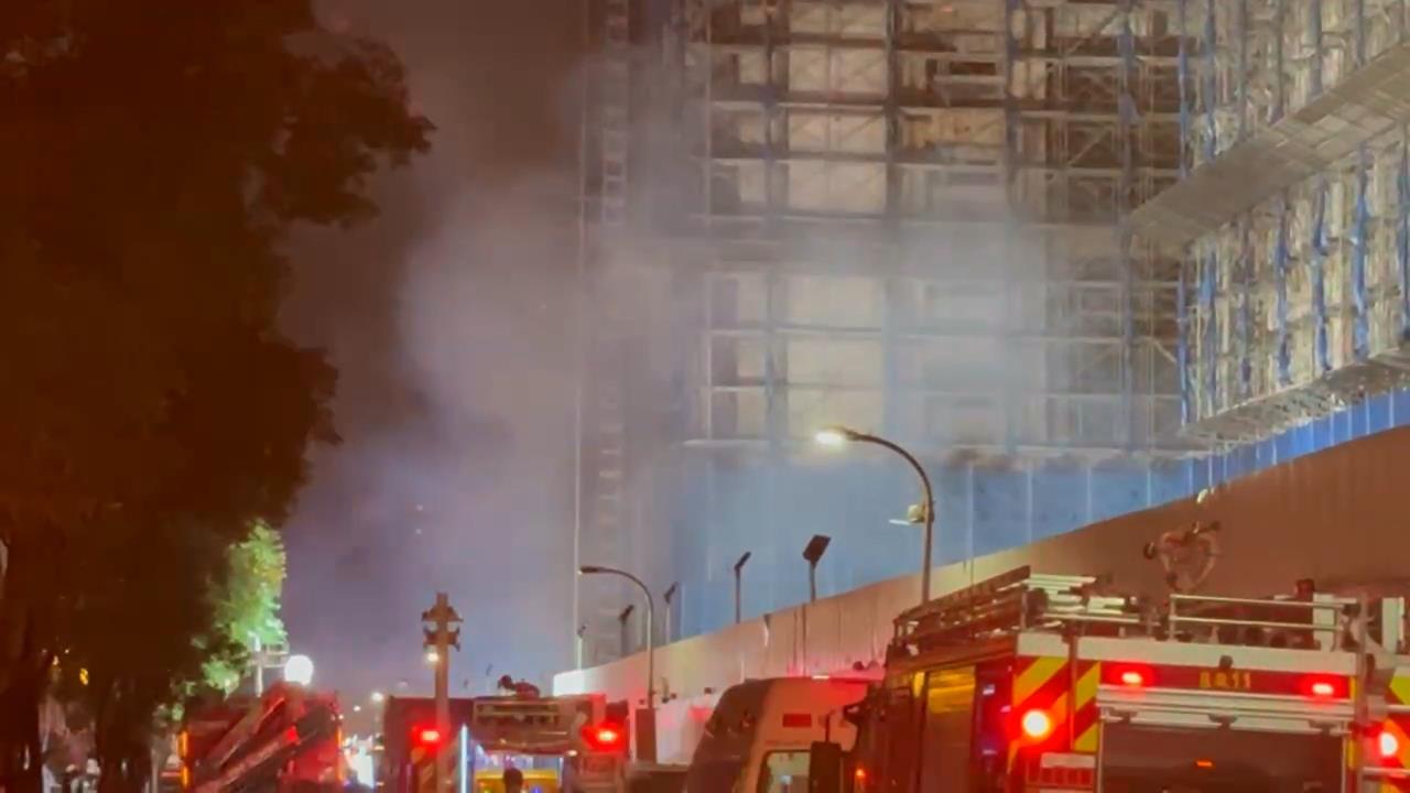 最新/北市松山工地晚間竄火煙 中華工程發聲了「持續強化工安管理與預防機制」