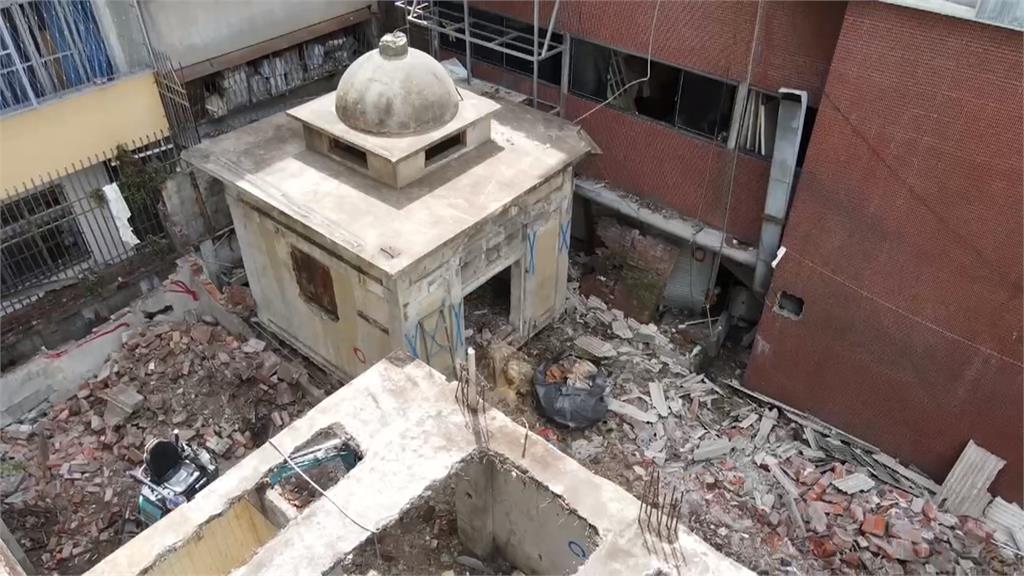 台中拆鐵皮屋赫見神秘建物　疑「護國山台中寺」　市府急喊卡