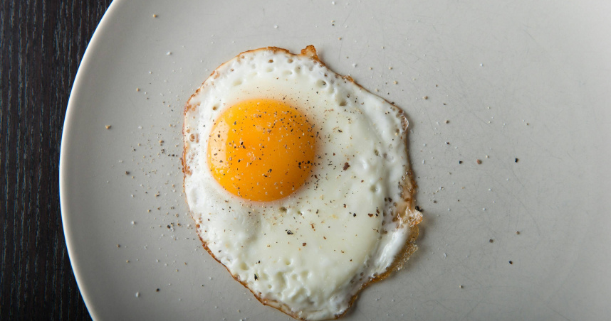 雞蛋怎麼吃最不胖？　營養師揭6種蛋料理熱量、脂肪排行：炒蛋比煎蛋更肥