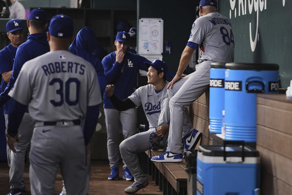 MLB／大谷翔平回歸首戰打擊熄火！敵隊捕手、球迷祝賀為人父