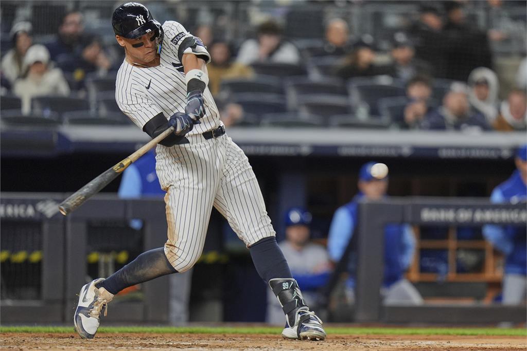 MLB(影)／相隔10場終於開轟！「法官」：全隊都在叫我趕快轟一支