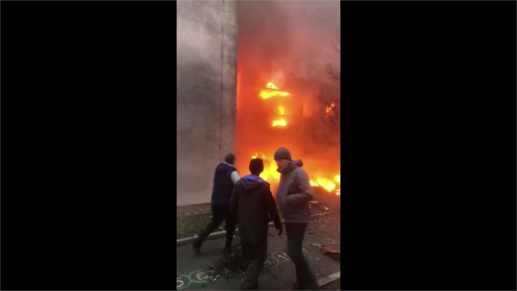 烏克蘭直升機墜毀 內政部長等14人罹難