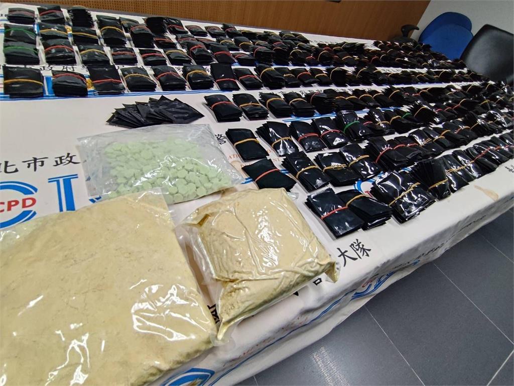 偏僻社子島成毒品集裝地　鐵皮屋藏2公斤製毒原料
