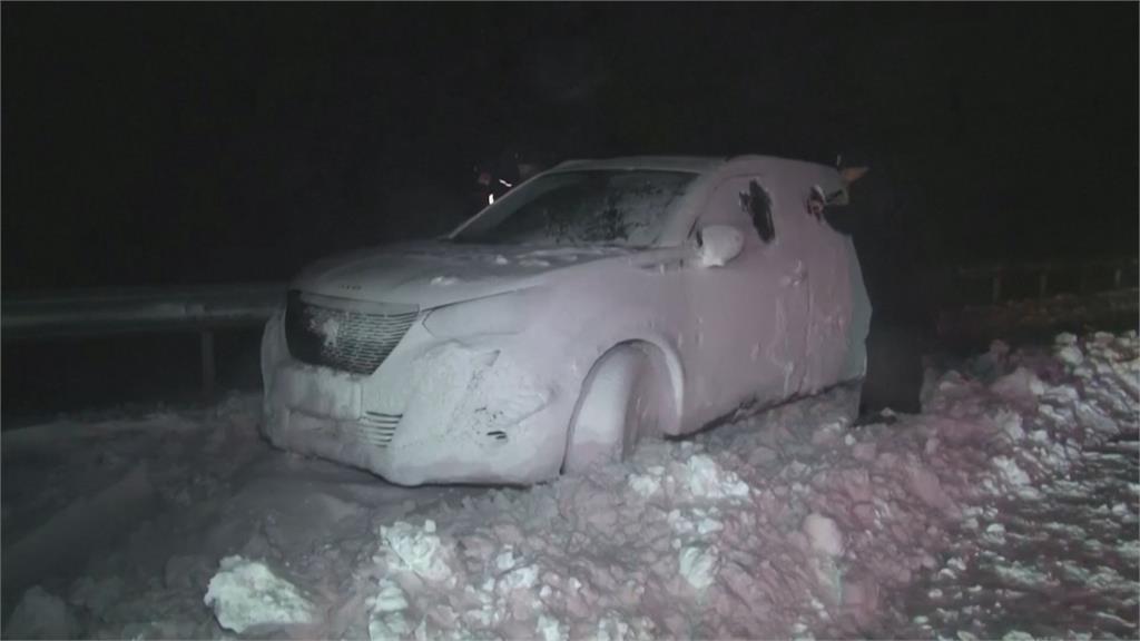 暴風雪襲擊土耳其　49車受困高速公路12小時