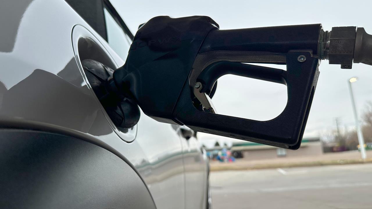 21歲加油站員工爽中「8.8億樂透」秒退休！致富關鍵曝光、後悔沒做1事賺更多