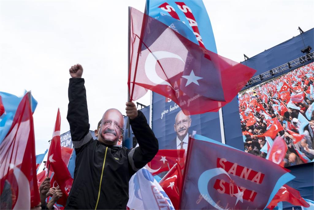 土耳其總統大選激戰　艾度恩掌權20年陷危機