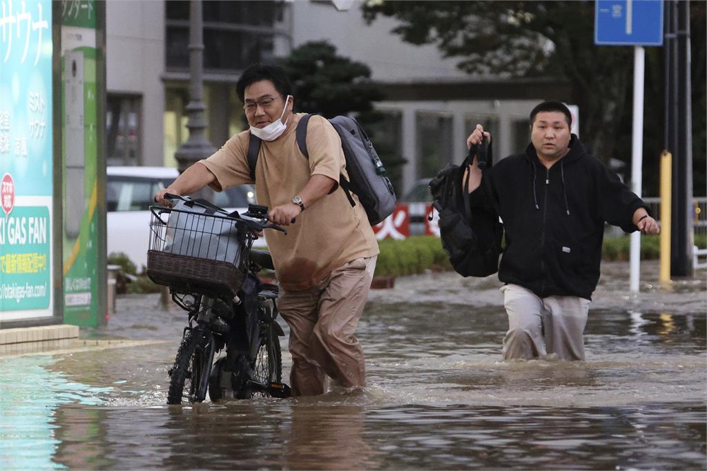 「鴛鴦」降為熱低壓　關東地區豪雨成災土石崩塌