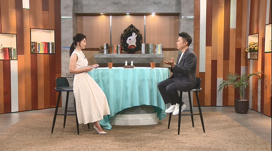 首部虛擬棚製作漫改影集「黑盒子」　導演最頭痛的竟是「牠」