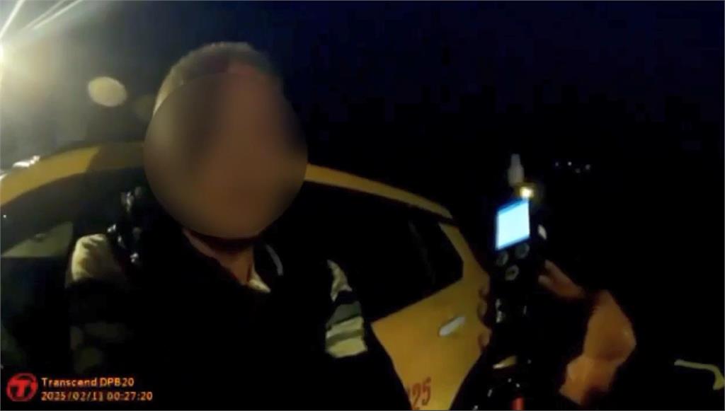 快新聞／有味道！新北小黃運將無照酒駕遭逮　被帶返所時在警車上「挫屎」