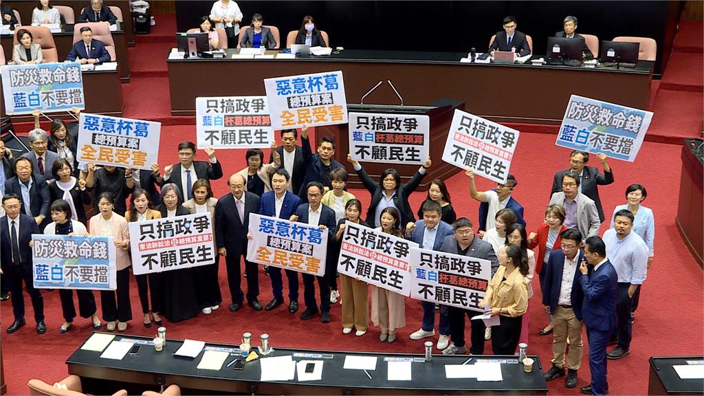 罷免0比31全軍覆沒！黨內逼宮辭總召？柯建銘：罷免連署證明抗中保台大成功
