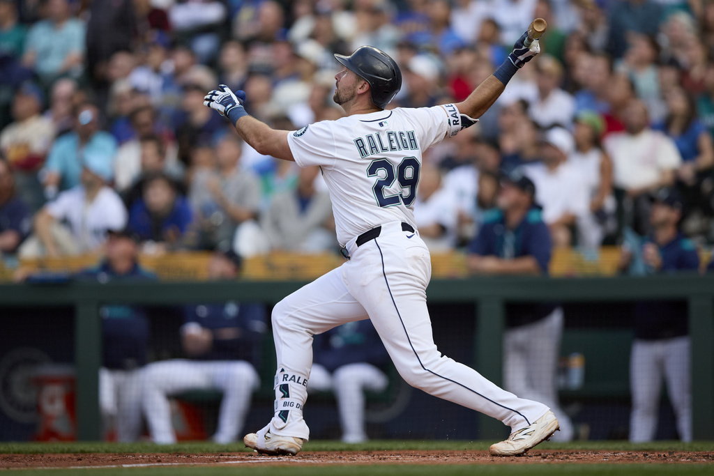 MLB(影)／全壘打王大亂鬥！「大卡車」勞雷超車法官拉開大谷　本季27轟出爐