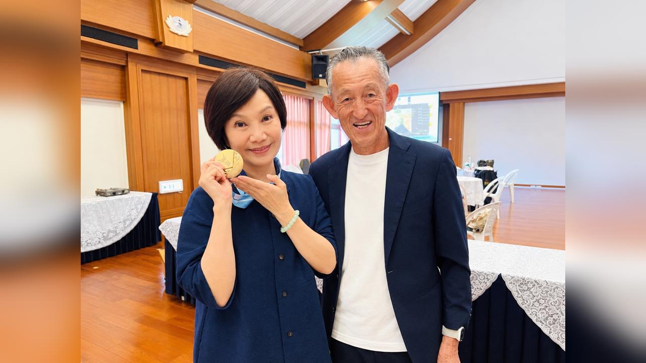 日本世壯運金牌得主跨海圓夢！曾野政男親贈金牌給唐美雲