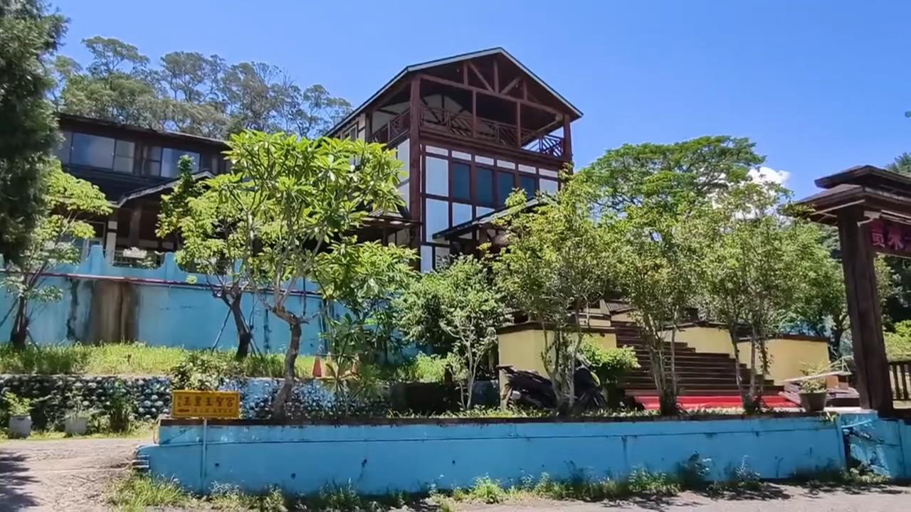 連續下大雨影響供水　旅客入住寶來溫泉山莊　怒控"溫泉池未開放.湯屋沒熱水"