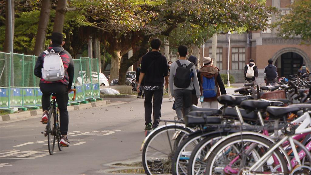 快新聞／學生確診單日再添2727例！全國6063校停課
