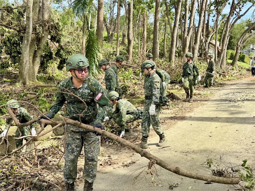 快新聞/漢光演習也不缺席! 國軍第四、第五作戰區挺進嘉南協助災民