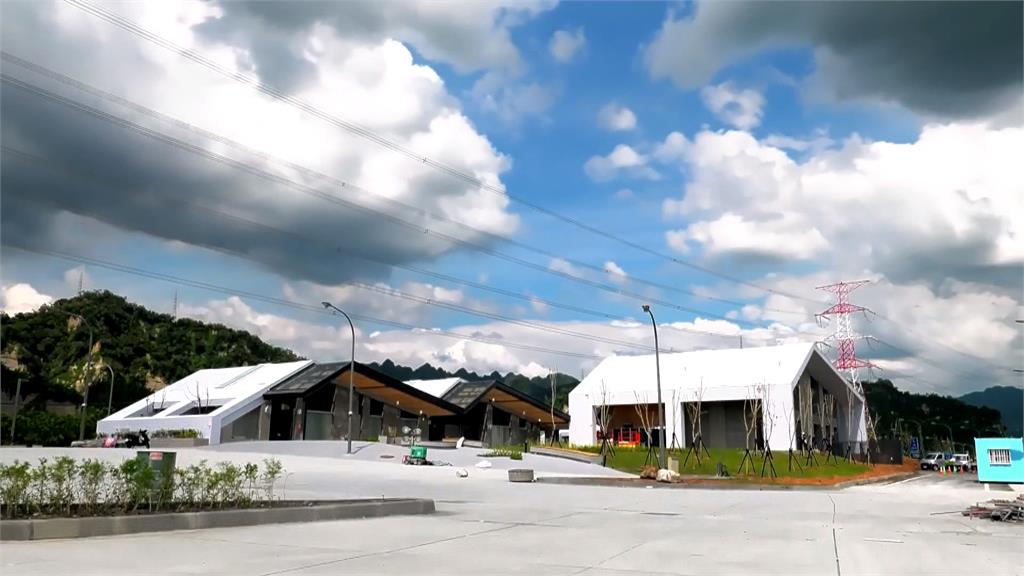 國六「東草屯休息站」　卓榮泰剪綵啟用綠建築