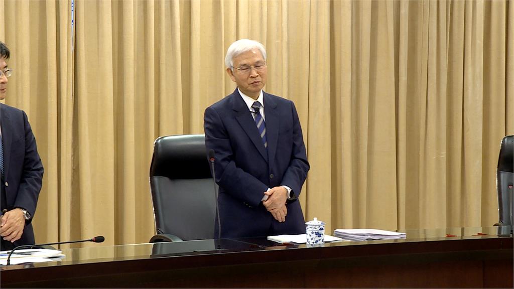 央行今決策利率連五凍　楊金龍親上火線強調「沒第八波信用管制」
