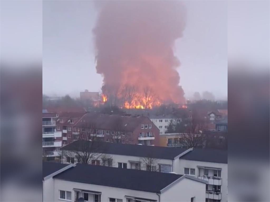 德國漢堡多座倉庫火災洩毒氣　長途列車停駛、緊急疏散140人