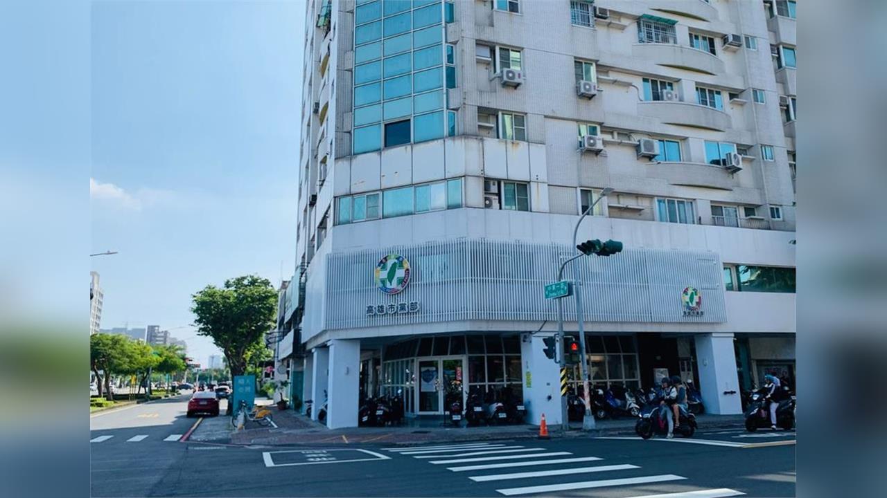 快新聞／高雄人顧電話！綠鳳山議員初選6搶5今晚壓軸登場　明早公布結果