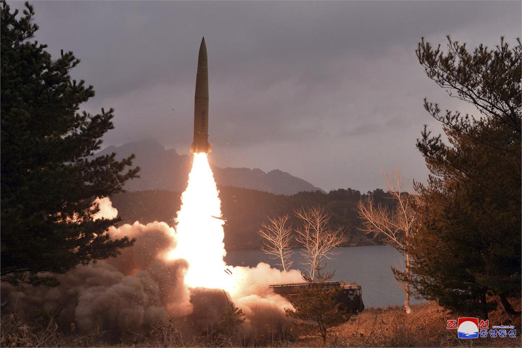 快新聞／岸田文雄與尹錫悅領袖會談　北朝鮮朝今又朝東海發射彈道飛彈