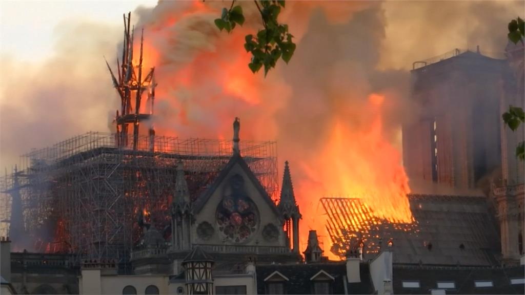 巴黎聖母院大火 初步判定「電線短路」釀災