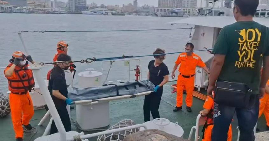 澎湖花嶼傳悲劇！「龍富盛」漁船觸礁擱淺　老船長落海溺斃