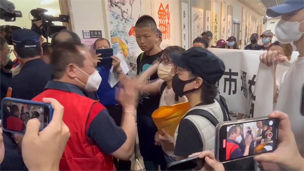 環南市場爆超收上百萬電費　林勝東議會澄清爆口角衝突