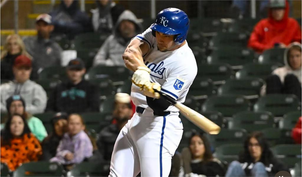 MLB(影)／皇家隊大谷翔平春訓開轟！卡格利諾恩輕鬆打出435英尺全壘打