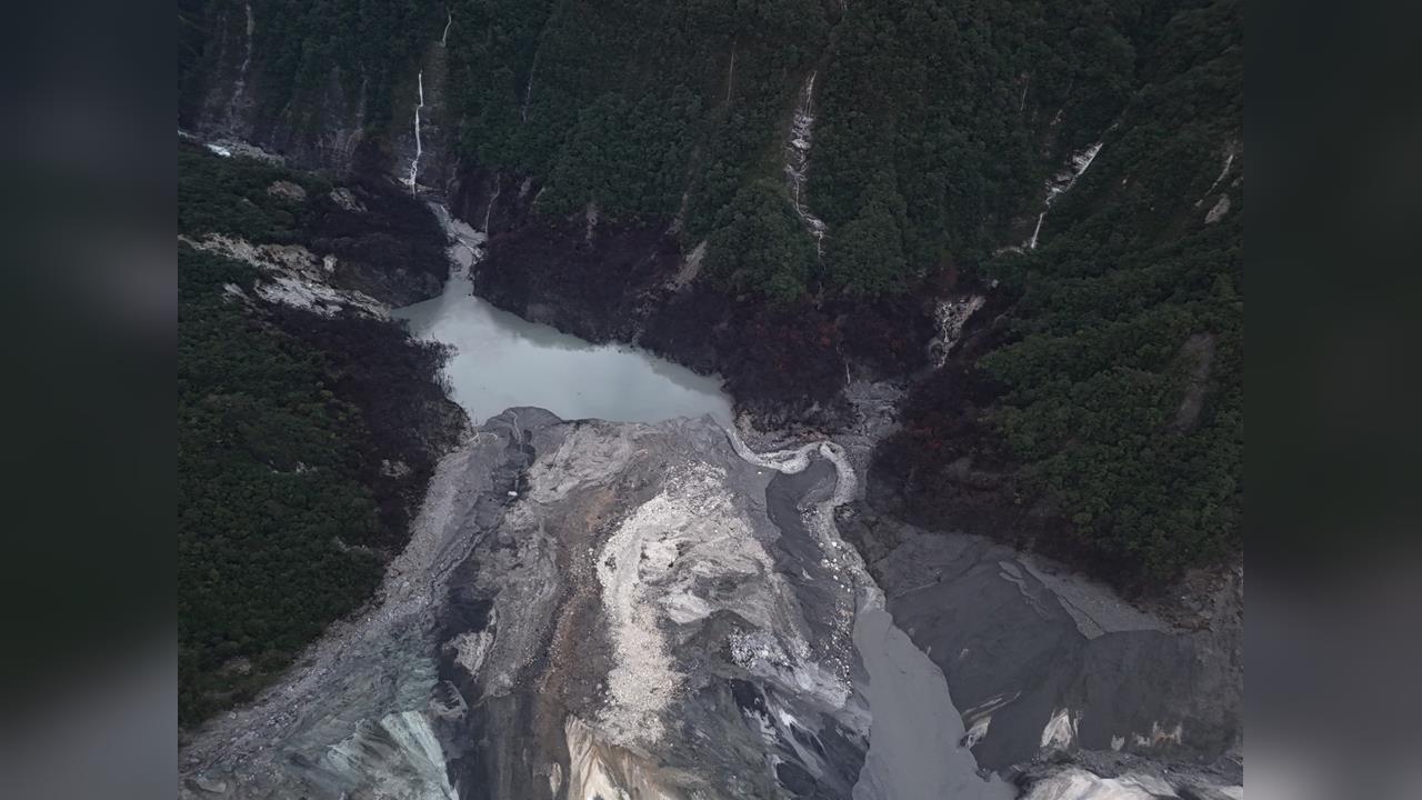 馬太鞍溪「新堰塞湖」提早溢流　光復鄉居民緊急撤離喊賣擱來啊
