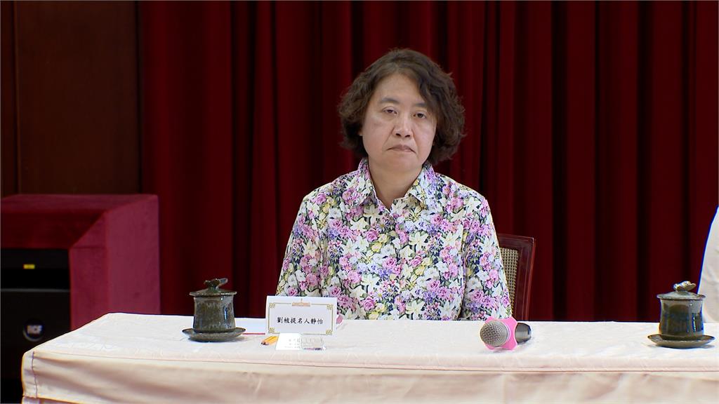 劉靜怡遭封殺狂發文　王世堅：英粉跟他血海深仇