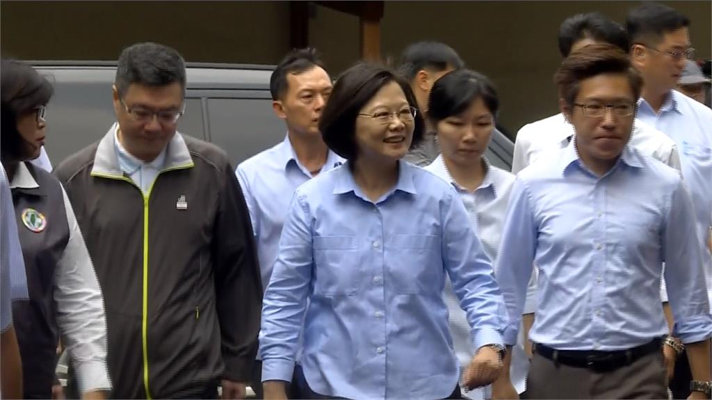 遭韓國瑜酸「拜拜都沒人」蔡英文回：市長專心做市政就好